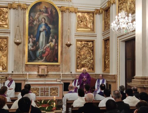 Mons. Enrique Benavent preside la celebración navideña de la Facultad de Teología